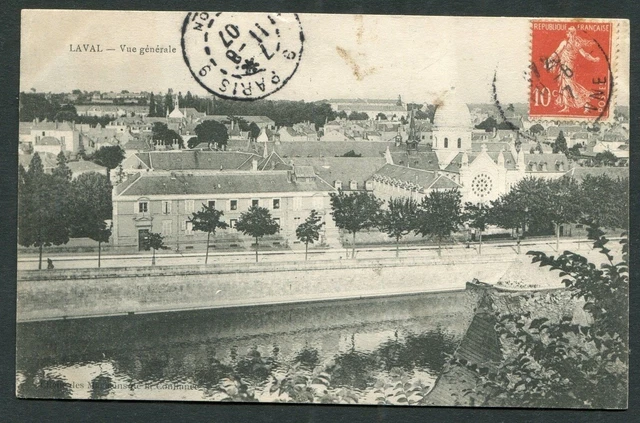 Vertus - CPA vue rare - MARNE - VERTUS - LA GRANDE FONTAINE - Animation, commerces - Edition J. D