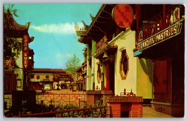 Los Angeles, CA - New Chinatown Fantastic Towers And Pagodas - Vintage Postcard