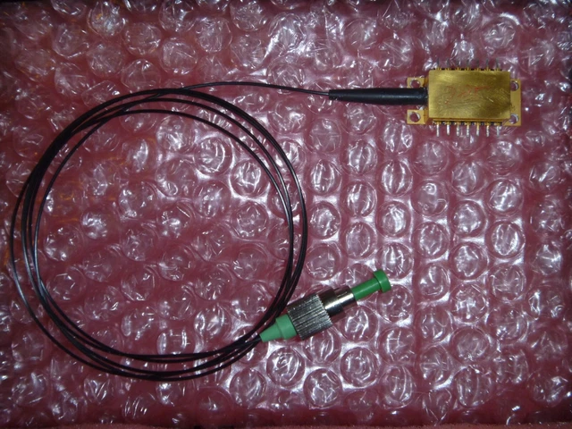 785nm/500mW Laser Diode with attached Fiber Optic Output FC Connector (UNTESTED)