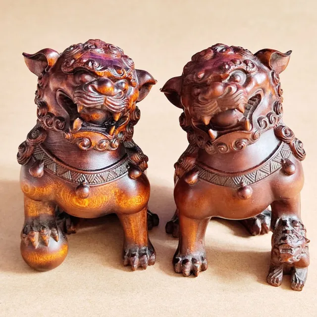 M9028 - 8 X 7.5 x 4.7 CM  Boxwood Carving Figurine Statue : Foo Dog Lion Pair