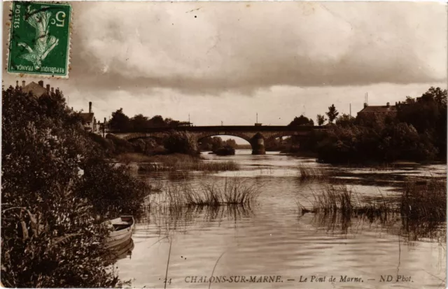 CPA CHALONS-sur-MARNE - Le Pont de Marne (742382)