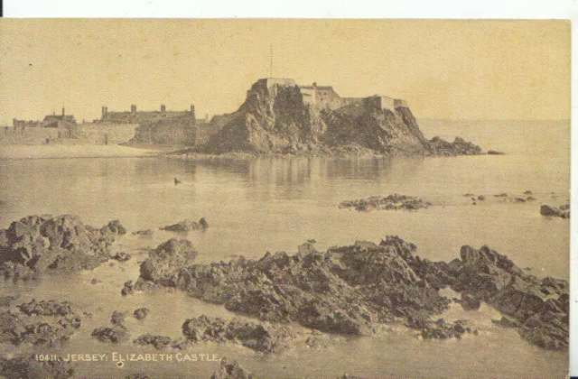 Channel Islands Postcard - Elizabeth Castle - Jersey - Ref 19805A