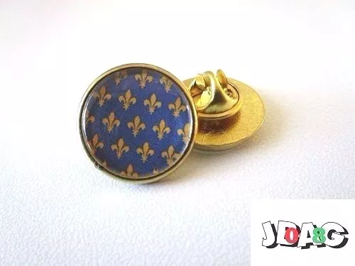 Pins Pin's Badge Fleurs De Lys Royaliste - Finition Argentee Ou Doree