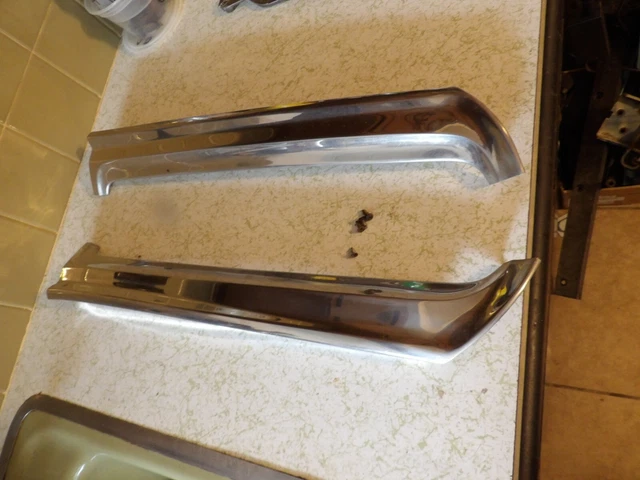 1969 FORD CYCLONE TORINO PAIR SIDE Windshield Trim Molding COBRA FAIRLANE 1968