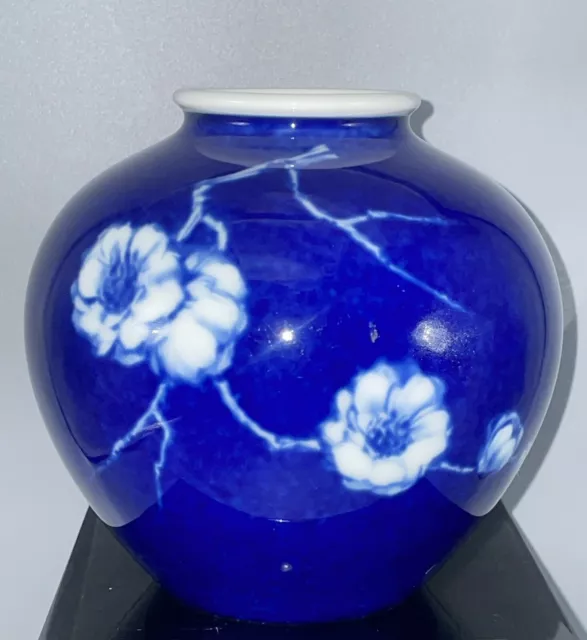 Rosenthal, Sammlerstück, Kobaltblaue Vase m. Blütenzweigen um 1930, handbemalt