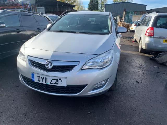 Vauxhall Astra J 2011 1.6 Petrol Silver Hatch **Breaking Spares**