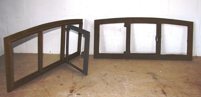 Angebot !!!DS145  Fenster mit Tür + Bogen , Gussfenster, Stallfenster, Rost