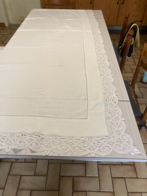 Ancien drap et ces 2 taies brodé dentelle tout autour mono MF avec retour