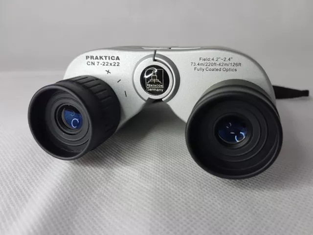 Binoculares Praktica CN 7 22 X 22 con estuche y correa de muñeca utilería plateada preferida