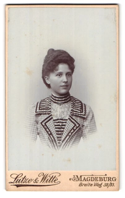 Fotografie Lutze & Witte, Magdeburg, Breite Weg 32-33, Portrait junge Dame im m