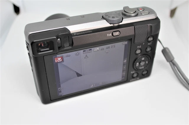 Appareil-photo numérique compact PANASONIC Lumix TZ82 + 2ème batterie 2