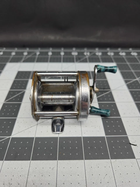 jcヒギンズモデル312 VINTAGE JC HIGGINS Model 312 Red Fishing Reel 312.39500