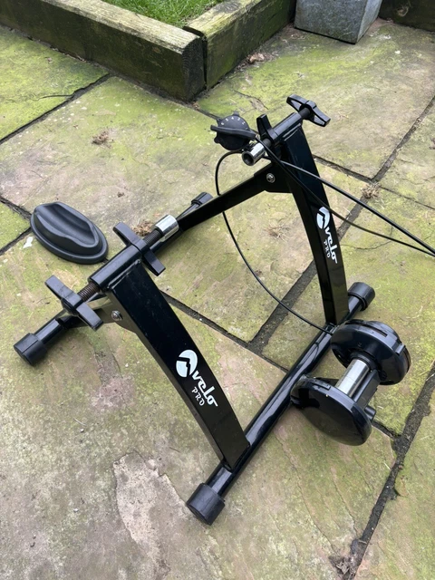 Velo Pro Fluide Turbo Trainer – Résistance Variable, Silencieux, Compatible VTT & Route