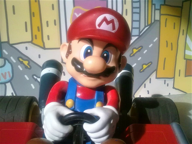 Voiture Carrera Super Mario Kart (SANS la télécommande)