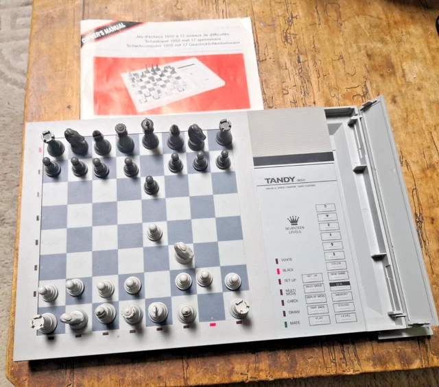 SATEK KASPAROV ALCHEMST PLUS CHESS COMPUTER ELECTRONC CHESS SET