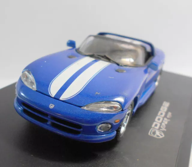 Eagle Race 1/43 Scale Diecast Model 624002 DODGE VIPER RT/10 BLUE/WHITE