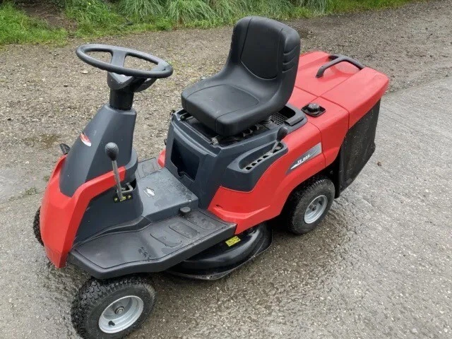 CASTLE GARDEN XE866 Ride on Mower Mountfield Lawn Cutting