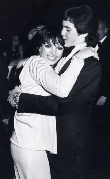 Desi Arnaz J Guest And Liza Minnelli At Th Academy Awards Old