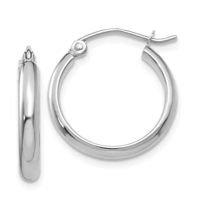 14k White Gold Polished Hoop Earrings for Women L-18 mm, W-18 mm