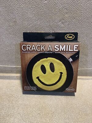 Panqueques de silicona molde para desayuno huevos Fred & Friends Crack a Smile Face con caja
