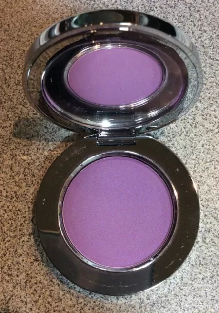 SALE Rock & Republic SATURATE PRESSED POWDER EYE SHADOW, PARANOID, NIB, Retired