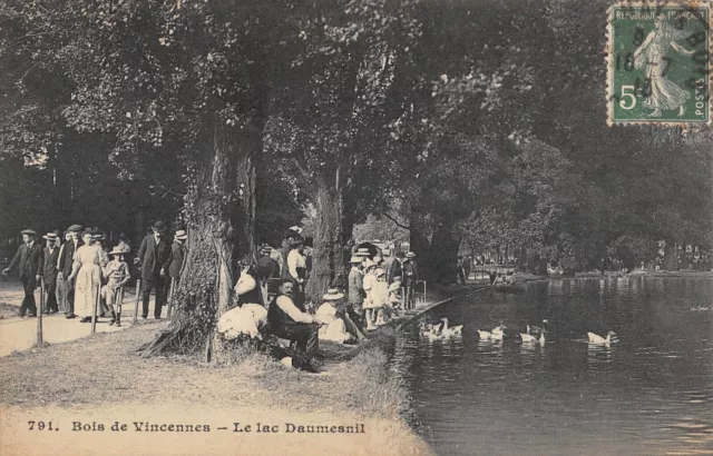 Cpa 94 Woods De Vincennes / Le Lac Daumesnil