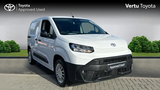 2026 TOYOTA PROACE 1.5D 100 Icon Van PANEL VAN DIESEL Manual £22,794.00 ...
