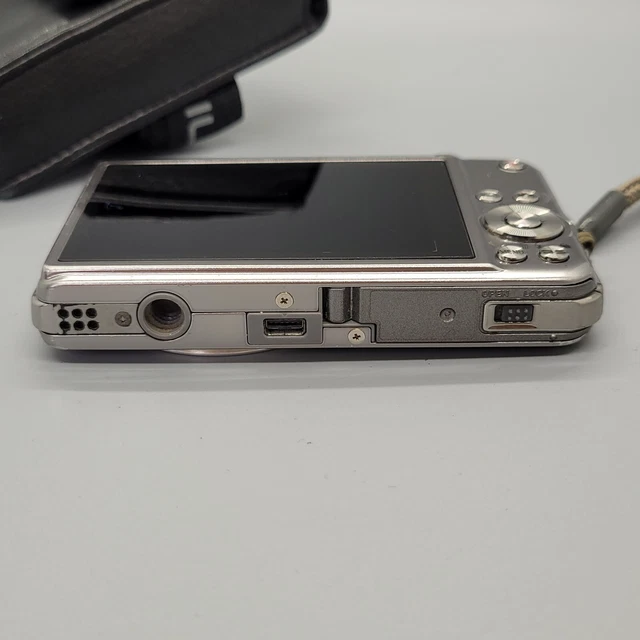 Casio Exilim EX-S10 10,1 megapixel morti testati argento 5