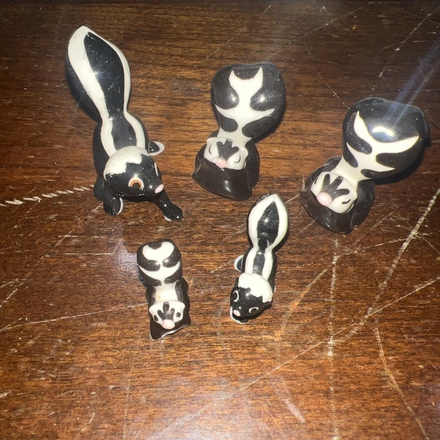 Hagen-Renaker Miniature Ceramic Skunk Lot