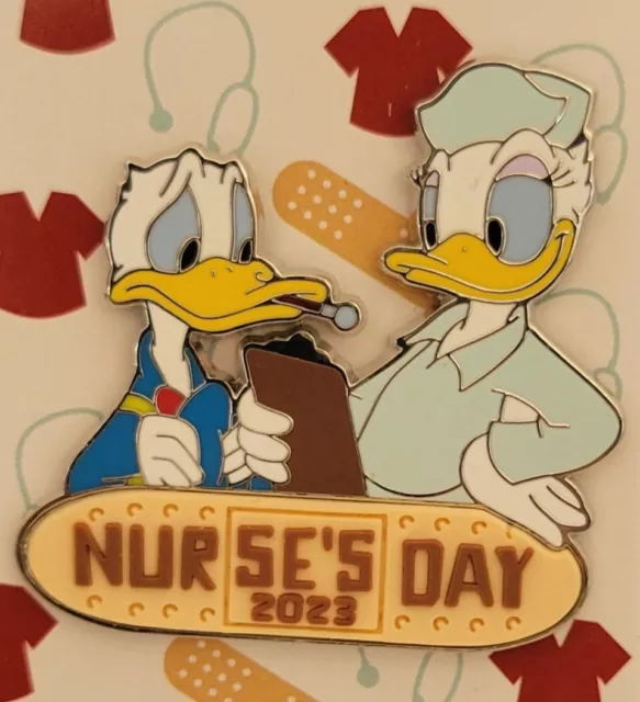 DISNEY NURSES DAY 2023 Donald and Daisy Duck Limited Release Pin NEW