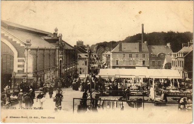 CPA AK Flers Orne - Place du Marche (800385)