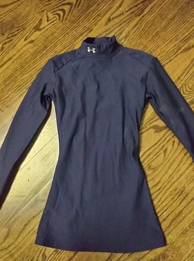 Under Armour Youth XS Navy Blue Mockneck Turtleneck Long Sleeve Base Layer Under Armour Youth XS Navy Blue Mockneck Turtleneck Long Sleeve Base Layer