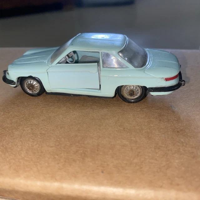 NOREV 1/18 RARE!! RENAULT 4L FOURGONNETTE MICHELIN SANS