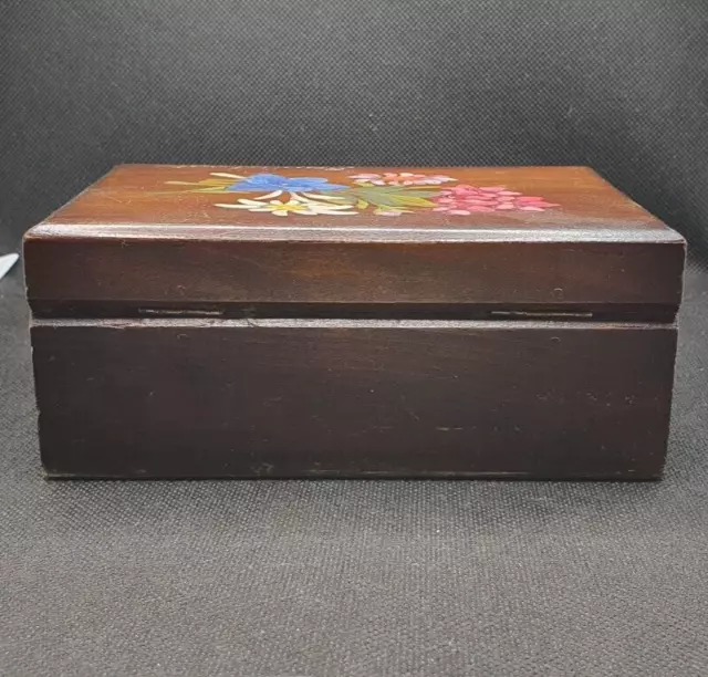 1943 vintge wooden box hand painted Swiss made 3