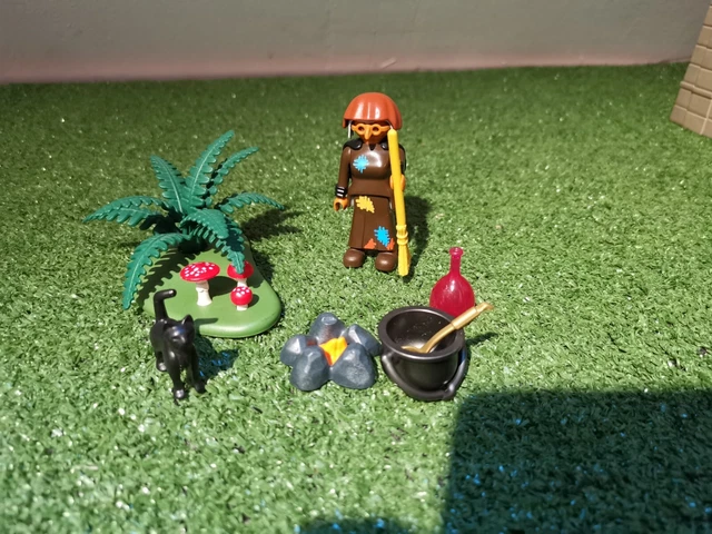 Playmobil Vintage (E326) - Set Indiani: Caldaia Su Treppiedi, Mestolo E Cestini - Usato - Foto 2