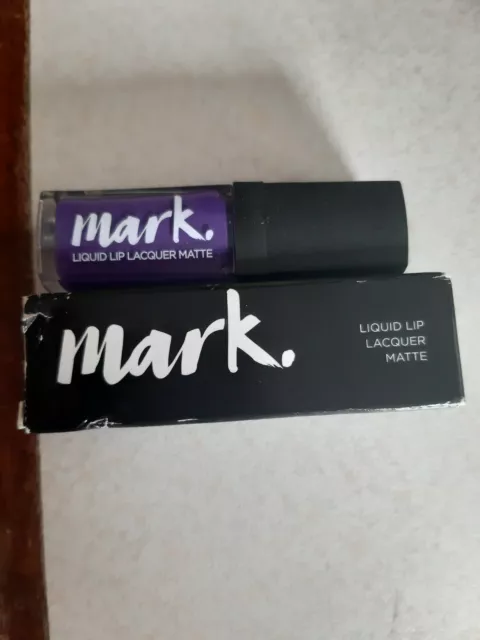 Marchio Avon. Lacca labbro liquida ~ Plump Up The Jam ~ Opaca ~ Nuova e in scatola ~ prezzo di prezzo £8