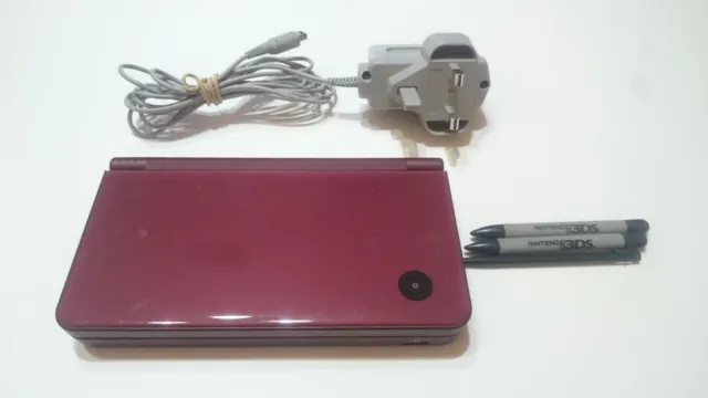 Consola Nintendo Dsi Xl Roja +Cargador+ Lápices.buen Estado.