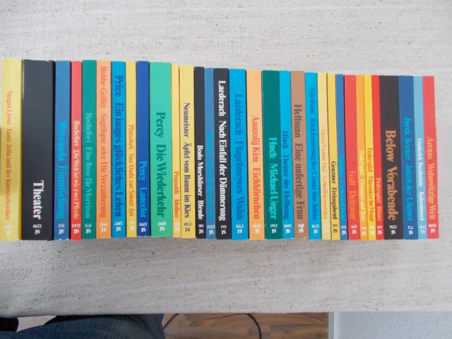 Suhrkamp Taschenbücher Konvolut von 32 Stück aus Sammlungsauflösung