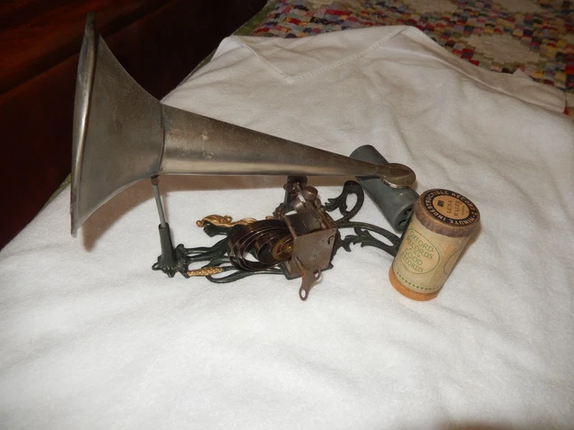 1900 Painted Cast Iron Female Mermaid Puck Cylinder Phonograph & Horn Working