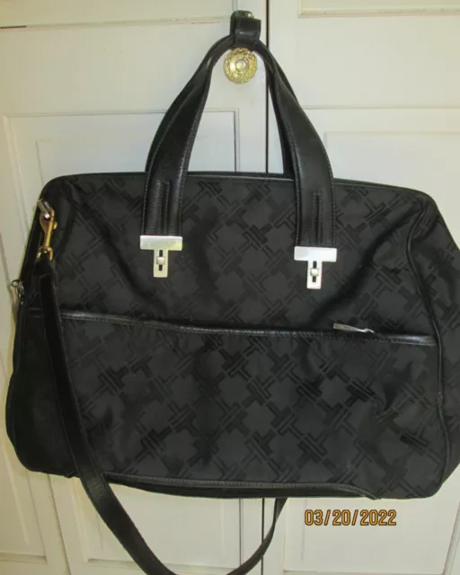 Tumi Alpha Carry On/Sport Duffle bag Black Ballistic Nylon  Mint Removable Strap