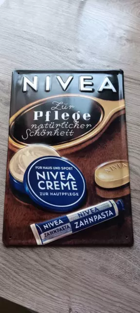 Schönes Nivea Blechschild - Fast wie Neu!!!!