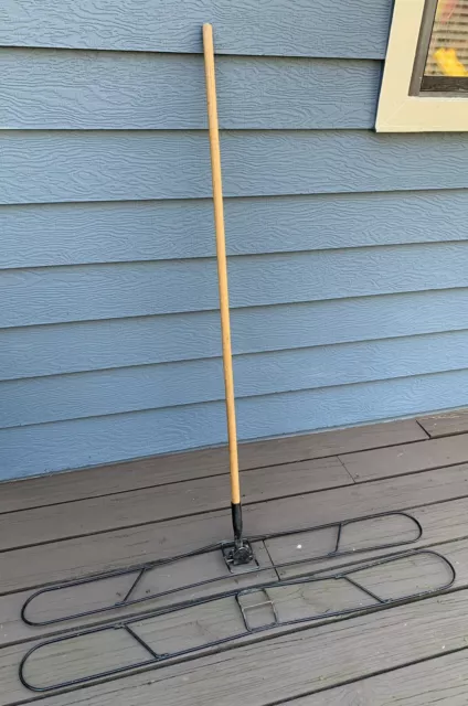 3 Pc Dust Mop Kit Two 48" Wide Wire Metal Frames & a 57" Easy Clip Wooden Handle 3 Pc Dust Mop Kit Two 48" Wide Wire Metal Frames & a 57" Easy Clip Wooden Handle