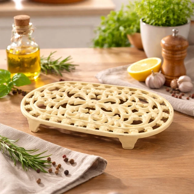 dessous de plat, repose plat ancien de cuisine en fonte émaillée