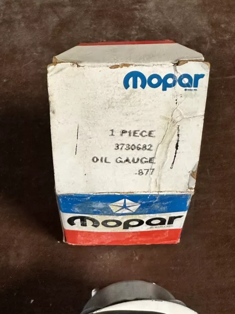 NOS MOPAR 3730682 Oil GAUGE DT 1974-1981 MOTOR HOME big truck dodge van 2