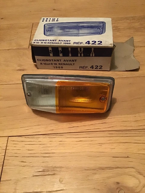 Clignotant Avant Renault R6 R10 R16 D'occasion – Légère Fissure, Modèle A223