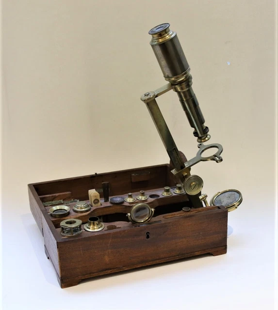 A Cuff-type Chest microscope by Godfrey Lyons at Bristol, c. 1810