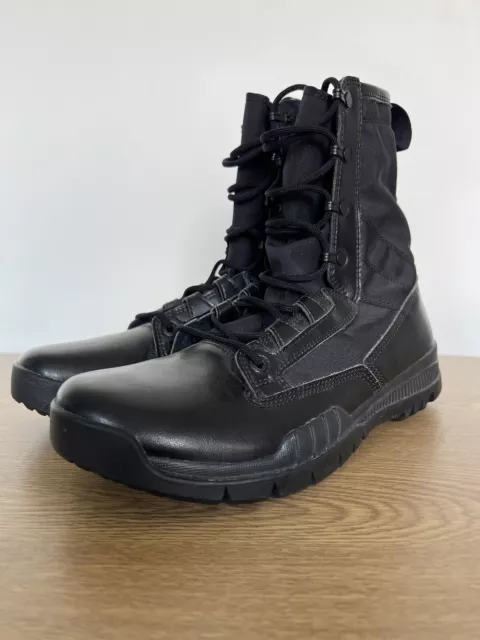 Mens nike sales combat boots