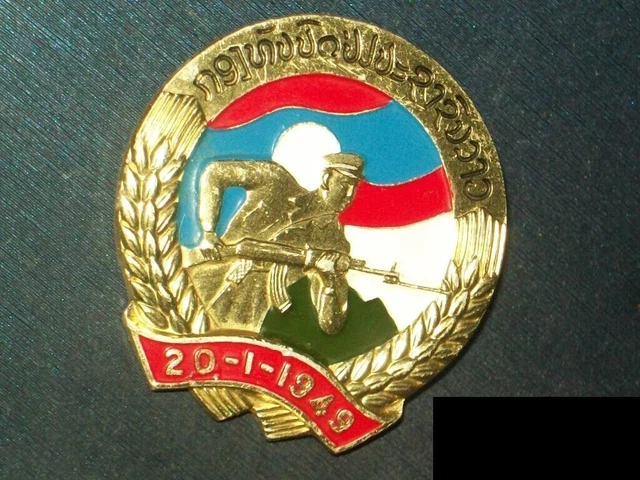 Distintivo Lao Pin RARO !!!