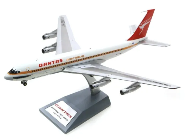 B707-338C Qantas Reg: Vh-Ebv Polished W/Stand - Inflight200 If707Qf1119P 1/200