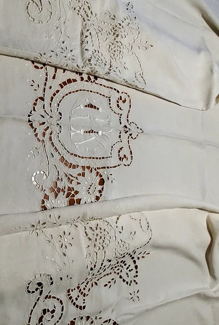 Drap Ancien De Prestige – Richelieu à La Fleur De Lys – Lin